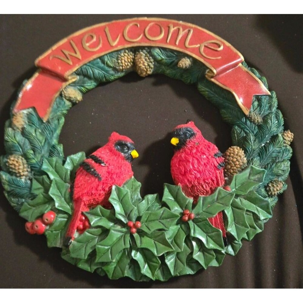 Holiday Wreath Decoration Christmas Red Birds Pinecones Green